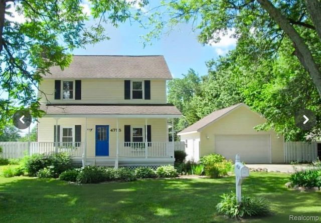 4755 Forest Avenue, Waterford Charter Township, MI 48328