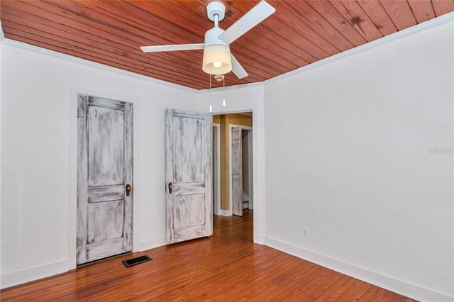956 NE 5TH STREET, Ocala, FL 34470