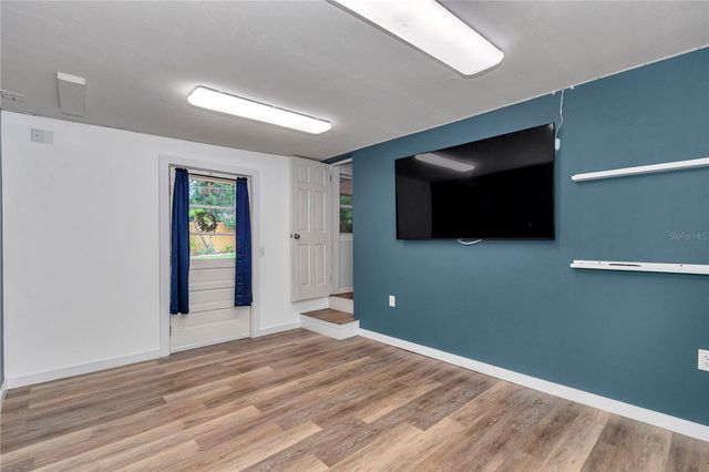 956 NE 5TH STREET, Ocala, FL 34470