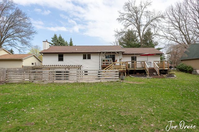 14155 Deer Cove Drive, Holland, MI 49424