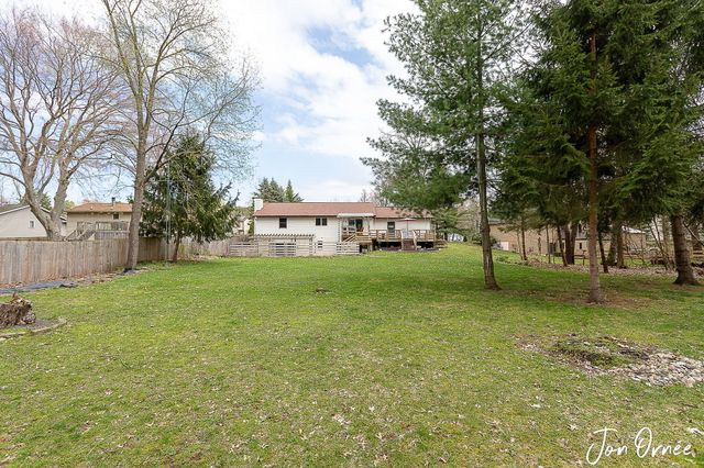 14155 Deer Cove Drive, Holland, MI 49424