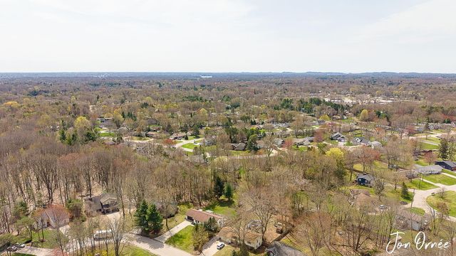 14155 Deer Cove Drive, Holland, MI 49424