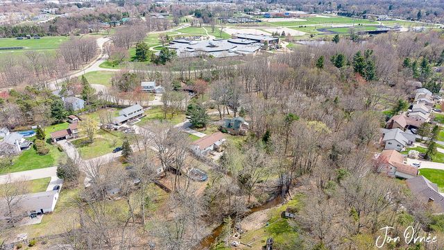 14155 Deer Cove Drive, Holland, MI 49424