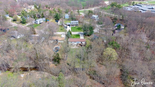 14155 Deer Cove Drive, Holland, MI 49424