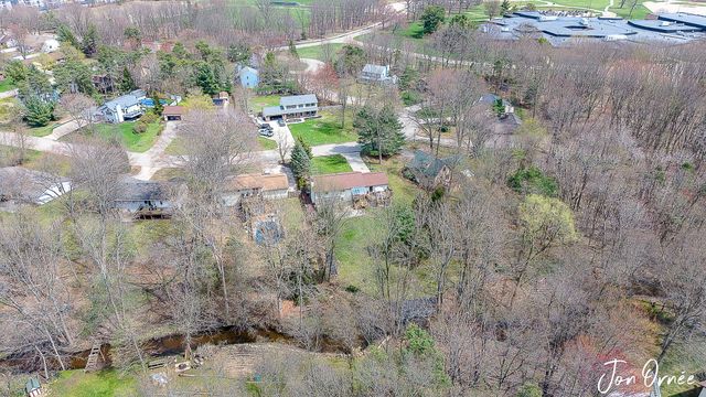 14155 Deer Cove Drive, Holland, MI 49424