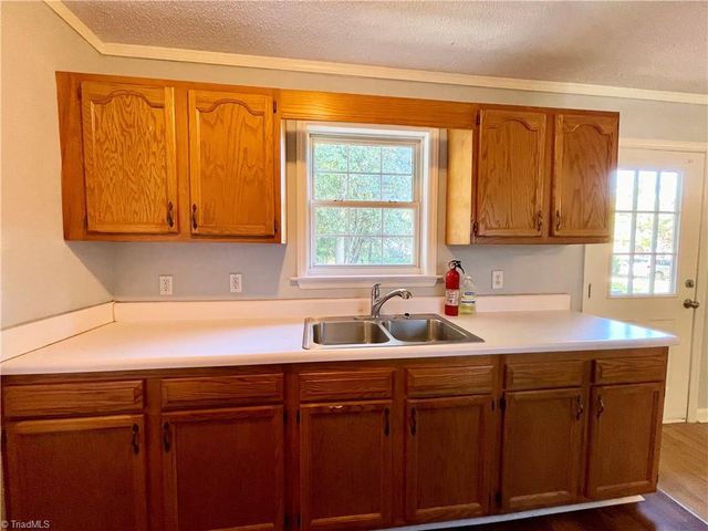 797 Carrieland Drive, Greensboro, NC 27405