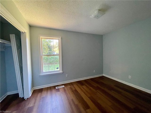 797 Carrieland Drive, Greensboro, NC 27405