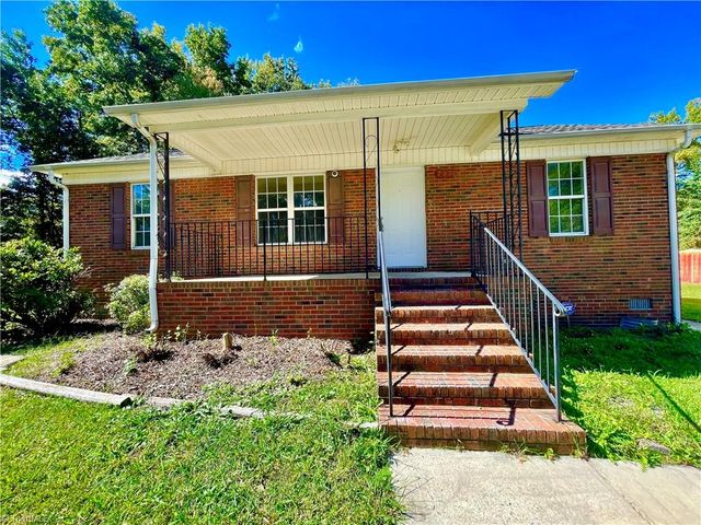 797 Carrieland Drive, Greensboro, NC 27405
