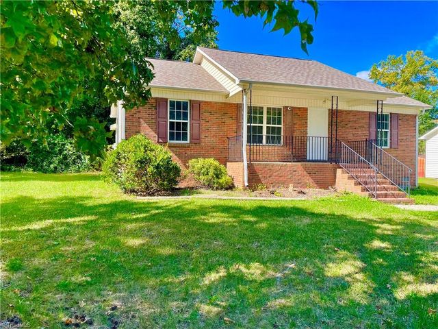 797 Carrieland Drive, Greensboro, NC 27405