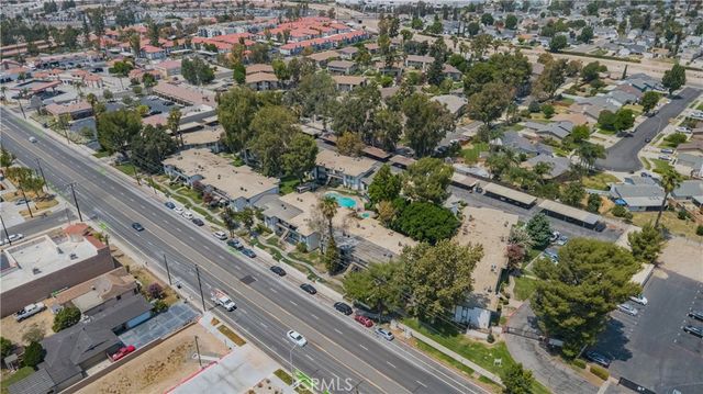 1735 E Washington Street, Colton, CA 92324