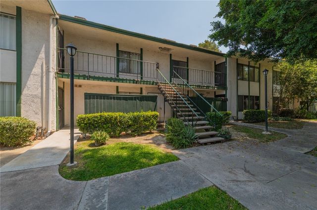 1735 E Washington Street, Colton, CA 92324