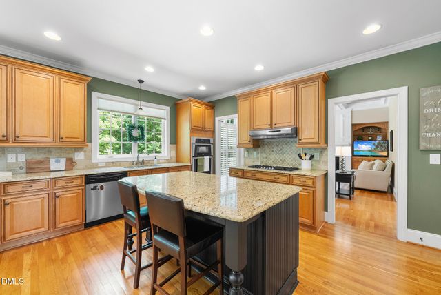 212 Middlecrest Way, Clayton, NC 27527
