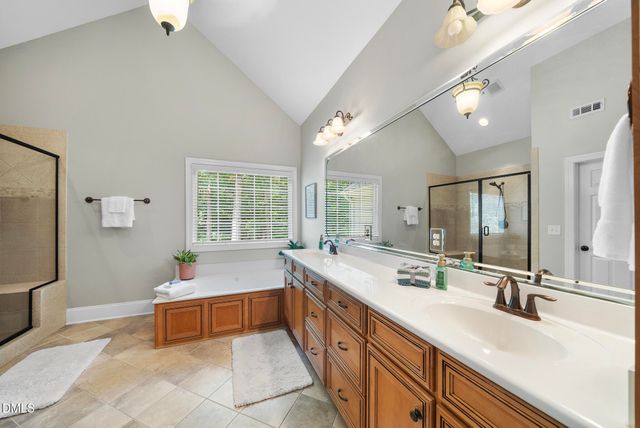 212 Middlecrest Way, Clayton, NC 27527