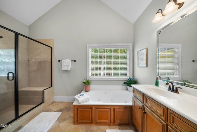 212 Middlecrest Way, Clayton, NC 27527