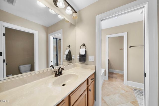 212 Middlecrest Way, Clayton, NC 27527