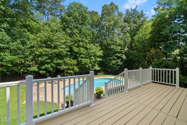 212 Middlecrest Way, Clayton, NC 27527