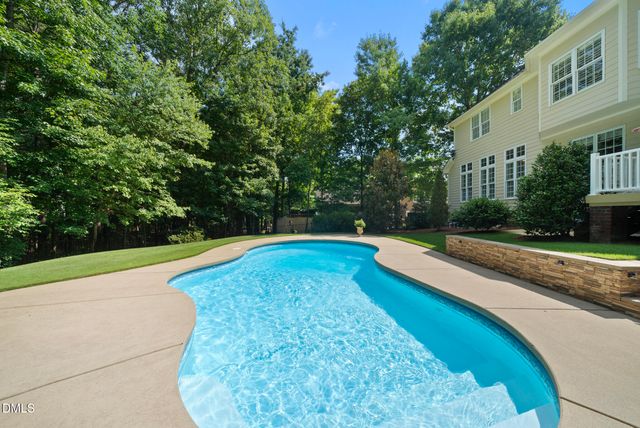 212 Middlecrest Way, Clayton, NC 27527