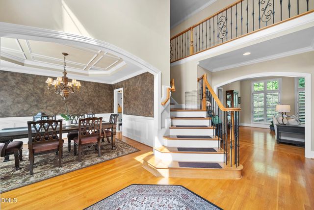 212 Middlecrest Way, Clayton, NC 27527