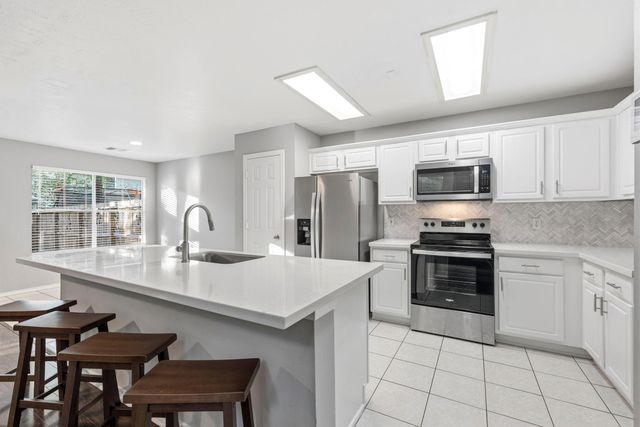 19 Timberstar St Street, The Woodlands, TX 77382