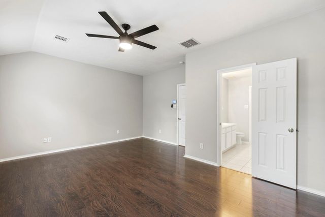 19 Timberstar St Street, The Woodlands, TX 77382