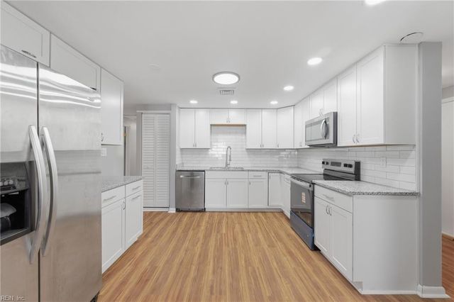 1903 Demetro DR, Hampton, VA 23663