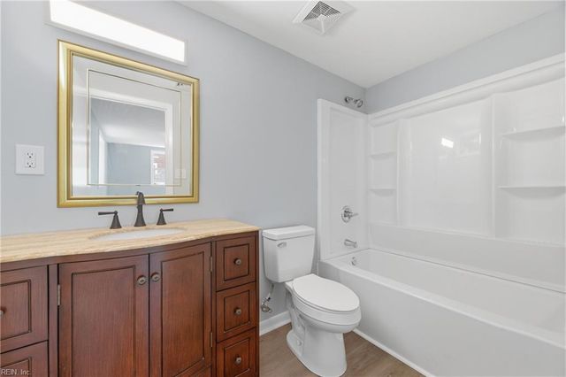 1903 Demetro DR, Hampton, VA 23663