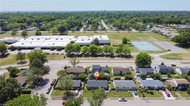1903 Demetro DR, Hampton, VA 23663