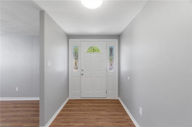 1903 Demetro DR, Hampton, VA 23663