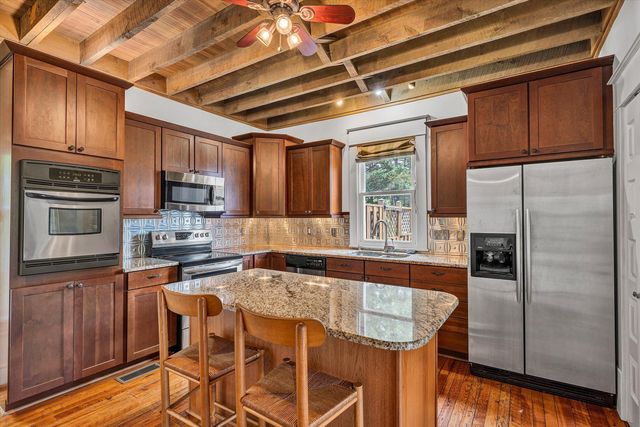 341 Springwood RD, Fincastle, VA 24090