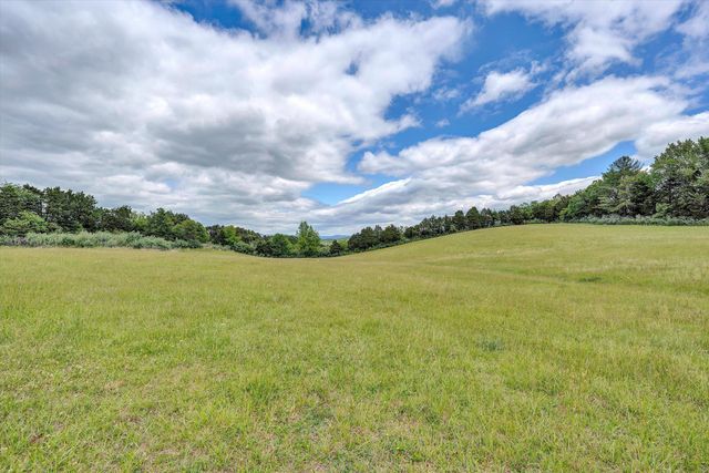 341 Springwood RD, Fincastle, VA 24090