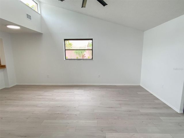 2242 PINEWOOD VILLAS DRIVE, Holiday, FL 34691