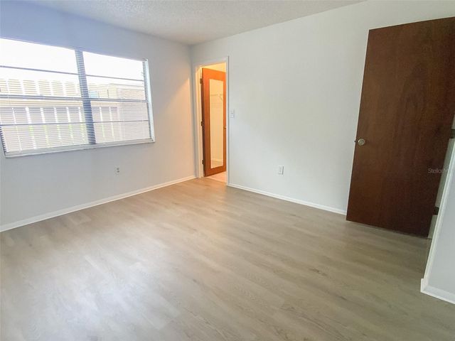 2242 PINEWOOD VILLAS DRIVE, Holiday, FL 34691
