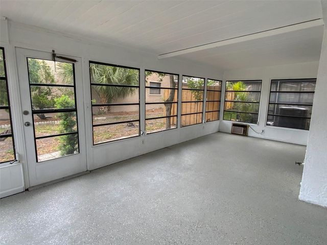2242 PINEWOOD VILLAS DRIVE, Holiday, FL 34691