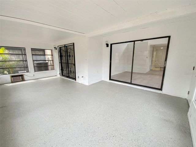 2242 PINEWOOD VILLAS DRIVE, Holiday, FL 34691
