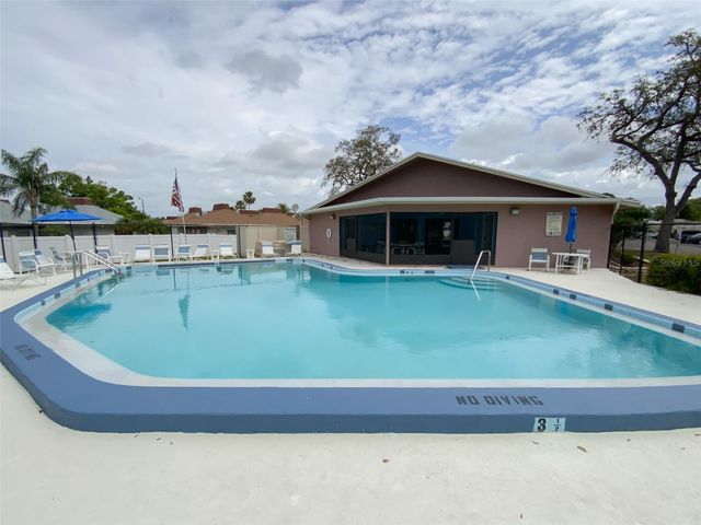 2242 PINEWOOD VILLAS DRIVE, Holiday, FL 34691