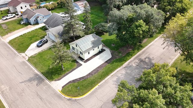 215 W Pike Street, Osakis, MN 56360