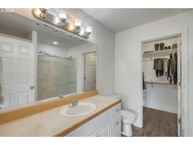 11220 Sw BUFFALO Pl, Portland, OR 97223