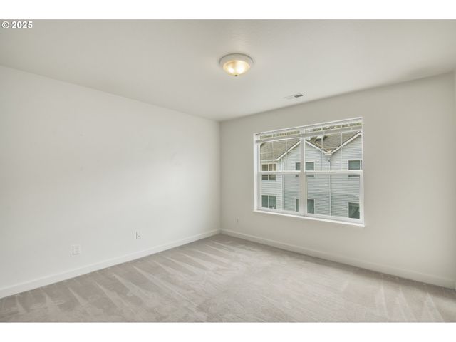 11220 Sw BUFFALO Pl, Portland, OR 97223