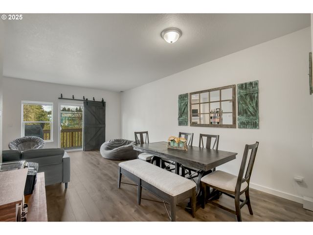 11220 Sw BUFFALO Pl, Portland, OR 97223