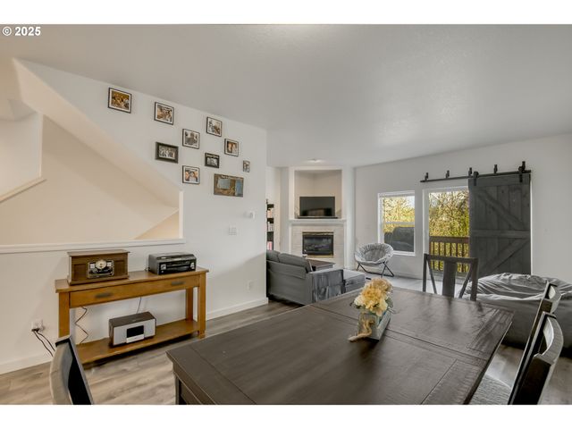 11220 Sw BUFFALO Pl, Portland, OR 97223