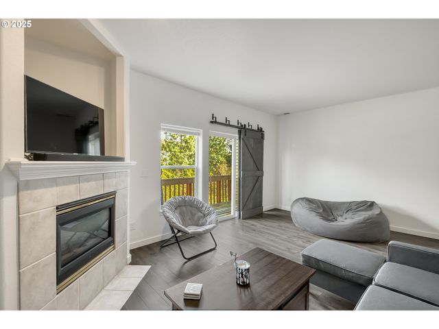 11220 Sw BUFFALO Pl, Portland, OR 97223