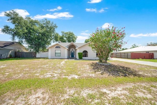 8327 MAID MARIONS TRAIL, Lakeland, FL 33809