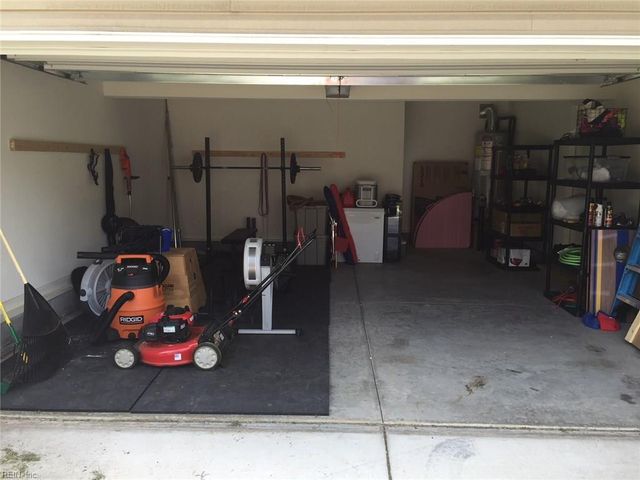 2221 Berrie CIR E, Virginia Beach, VA 23455