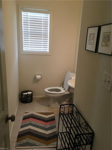 2221 Berrie CIR E, Virginia Beach, VA 23455