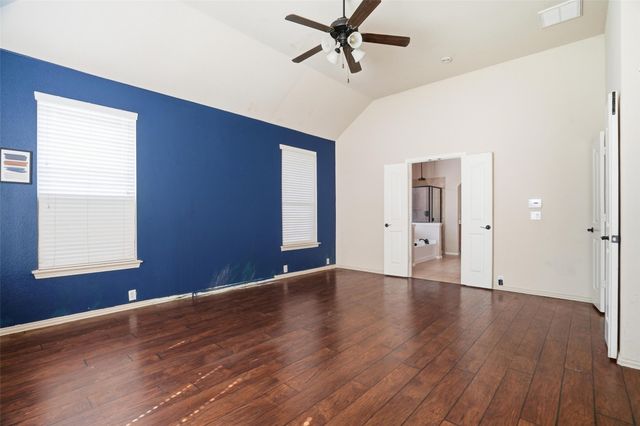 560 Vickie Street, Crowley, TX 76036