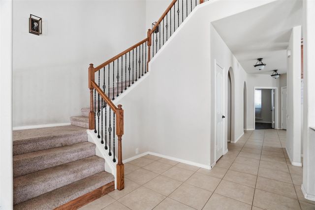 560 Vickie Street, Crowley, TX 76036