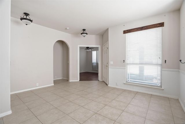 560 Vickie Street, Crowley, TX 76036