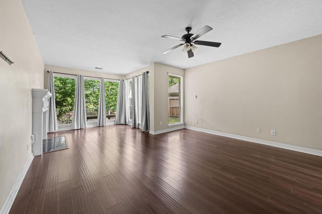 7803 Cadenza Court, Houston, TX 77040