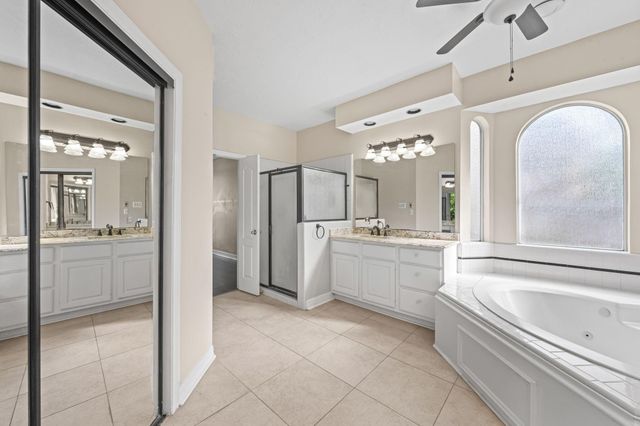 7803 Cadenza Court, Houston, TX 77040