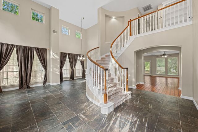 7803 Cadenza Court, Houston, TX 77040